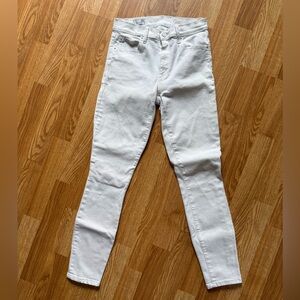 Classic White Skinny Jeans